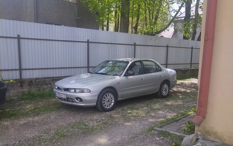 Mitsubishi Galant VIII, 1995 год, 160 000 рублей, 1 фотография