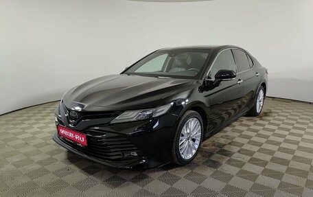 Toyota Camry, 2019 год, 2 680 000 рублей, 1 фотография