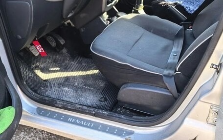 Renault Logan I, 2012 год, 350 000 рублей, 4 фотография