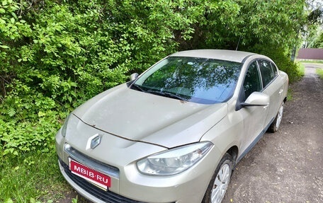 Renault Fluence I, 2012 год, 750 000 рублей, 2 фотография