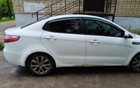 KIA Rio III рестайлинг, 2014 год, 550 000 рублей, 4 фотография