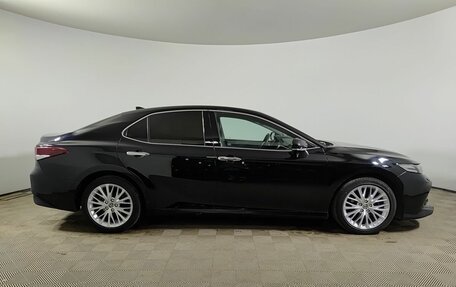Toyota Camry, 2019 год, 2 680 000 рублей, 5 фотография