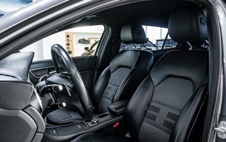 Mercedes-Benz GLA, 2015 год, 2 100 000 рублей, 13 фотография