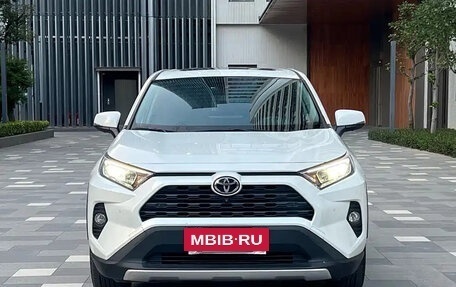 Toyota RAV4, 2023 год, 2 100 123 рублей, 2 фотография