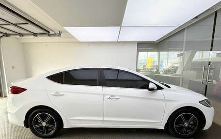 Hyundai Elantra VI рестайлинг, 2016 год, 1 400 000 рублей, 5 фотография