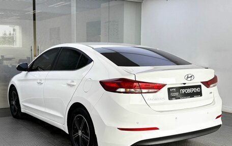 Hyundai Elantra VI рестайлинг, 2016 год, 1 400 000 рублей, 8 фотография