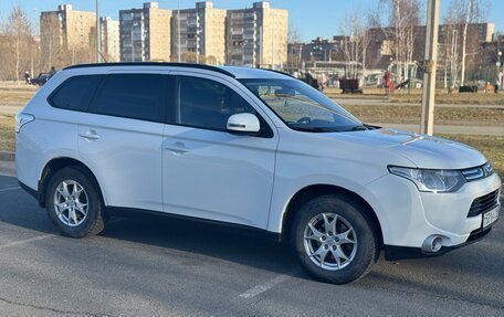 Mitsubishi Outlander III рестайлинг 3, 2012 год, 1 450 000 рублей, 3 фотография