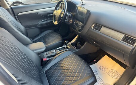 Mitsubishi Outlander III рестайлинг 3, 2012 год, 1 450 000 рублей, 11 фотография