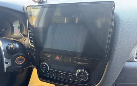Mitsubishi Outlander III рестайлинг 3, 2012 год, 1 450 000 рублей, 15 фотография