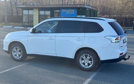 Mitsubishi Outlander III рестайлинг 3, 2012 год, 1 450 000 рублей, 8 фотография