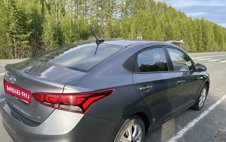 Hyundai Solaris II рестайлинг, 2018 год, 1 250 000 рублей, 3 фотография