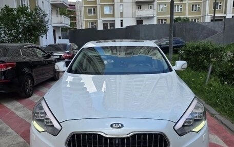 KIA Quoris I, 2013 год, 1 850 000 рублей, 1 фотография