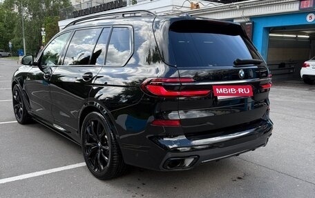 BMW X7, 2023 год, 13 500 000 рублей, 2 фотография