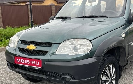 Chevrolet Niva I рестайлинг, 2011 год, 445 000 рублей, 4 фотография