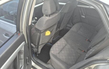 Opel Vectra C рестайлинг, 2003 год, 235 000 рублей, 2 фотография