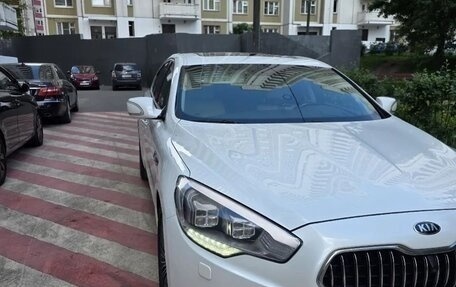 KIA Quoris I, 2013 год, 1 850 000 рублей, 3 фотография
