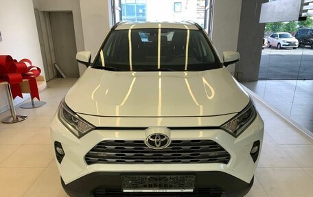 Toyota RAV4, 2020 год, 3 410 500 рублей, 2 фотография