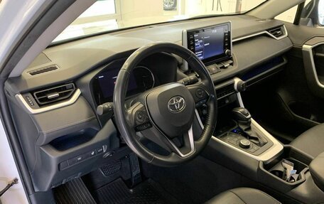 Toyota RAV4, 2020 год, 3 410 500 рублей, 13 фотография