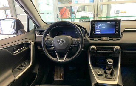 Toyota RAV4, 2020 год, 3 410 500 рублей, 8 фотография