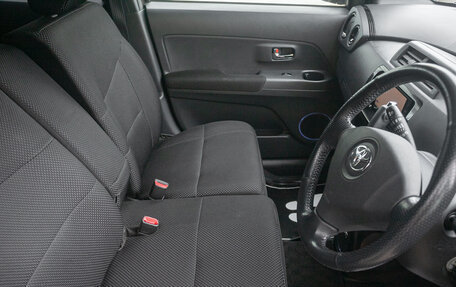 Toyota bB II рестайлинг, 2011 год, 725 000 рублей, 10 фотография