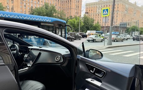 Mercedes-Benz EQE, 2022 год, 7 350 000 рублей, 7 фотография