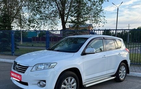 Toyota RAV4, 2011 год, 1 530 000 рублей, 2 фотография