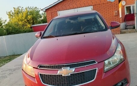 Chevrolet Cruze II, 2011 год, 590 000 рублей, 2 фотография