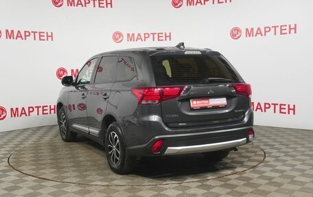 Mitsubishi Outlander III рестайлинг 3, 2018 год, 2 315 000 рублей, 7 фотография