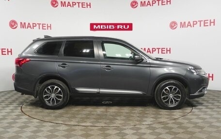Mitsubishi Outlander III рестайлинг 3, 2018 год, 2 315 000 рублей, 4 фотография