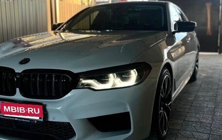 BMW 5 серия, 2019 год, 3 200 000 рублей, 3 фотография