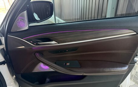 BMW 5 серия, 2019 год, 3 200 000 рублей, 13 фотография