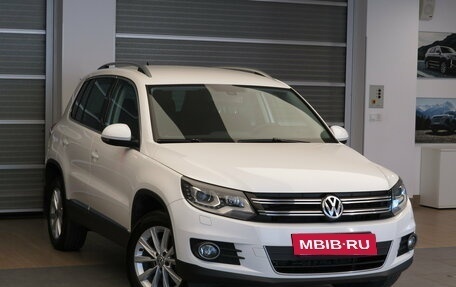 Volkswagen Tiguan I, 2011 год, 1 015 000 рублей, 3 фотография