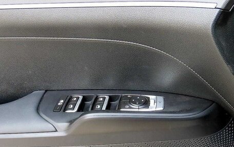 KIA K5, 2023 год, 1 780 000 рублей, 15 фотография