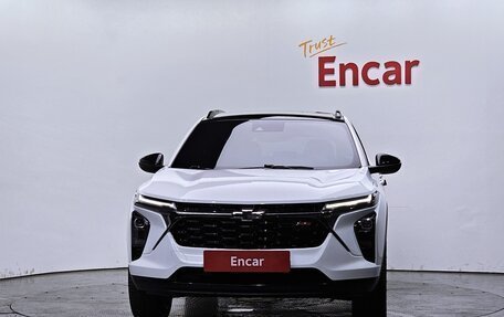 Chevrolet Trax, 2023 год, 1 375 000 рублей, 2 фотография
