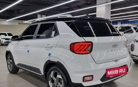 Hyundai Venue I, 2022 год, 1 600 000 рублей, 5 фотография