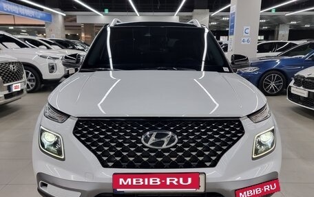 Hyundai Venue I, 2022 год, 1 600 000 рублей, 2 фотография