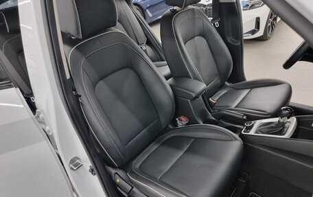 Hyundai Venue I, 2022 год, 1 600 000 рублей, 18 фотография