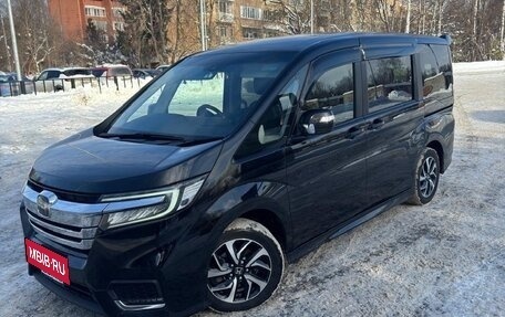 Honda Stepwgn IV, 2019 год, 2 450 000 рублей, 7 фотография