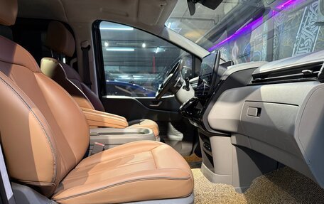 Hyundai Staria, 2021 год, 4 230 000 рублей, 10 фотография