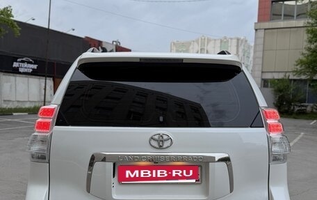 Toyota Land Cruiser Prado 150 рестайлинг 2, 2011 год, 3 200 000 рублей, 3 фотография