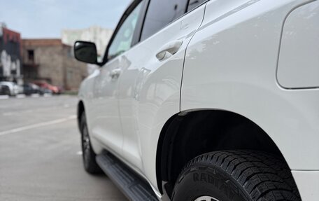 Toyota Land Cruiser Prado 150 рестайлинг 2, 2011 год, 3 200 000 рублей, 8 фотография