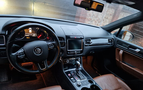 Volkswagen Touareg III, 2014 год, 2 590 000 рублей, 14 фотография
