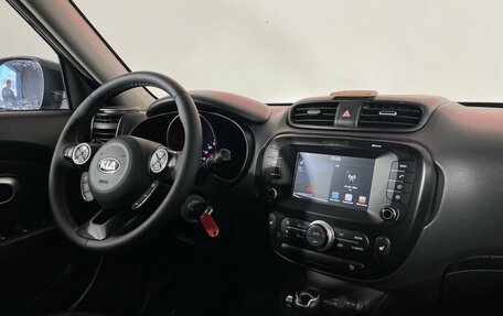KIA Soul II рестайлинг, 2017 год, 1 299 000 рублей, 13 фотография