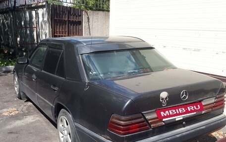 Mercedes-Benz W124, 1991 год, 85 000 рублей, 2 фотография