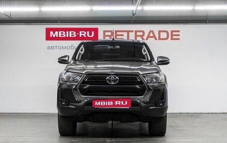 Toyota Hilux VIII, 2020 год, 4 199 000 рублей, 3 фотография