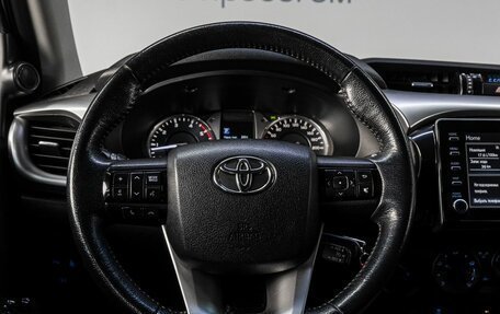 Toyota Hilux VIII, 2020 год, 4 199 000 рублей, 18 фотография