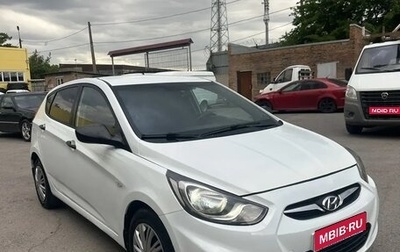 Hyundai Solaris II рестайлинг, 2011 год, 690 000 рублей, 1 фотография