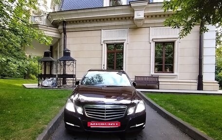 Mercedes-Benz E-Класс, 2012 год, 1 650 000 рублей, 4 фотография