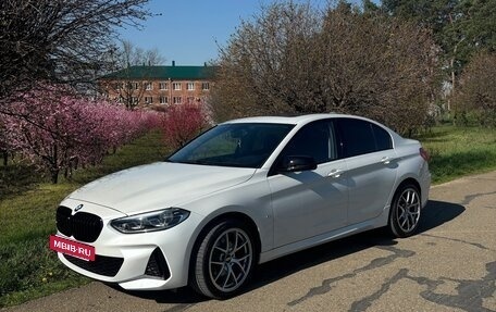 BMW 1 серия, 2020 год, 2 500 000 рублей, 3 фотография