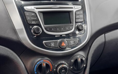 Hyundai Solaris II рестайлинг, 2012 год, 799 900 рублей, 10 фотография
